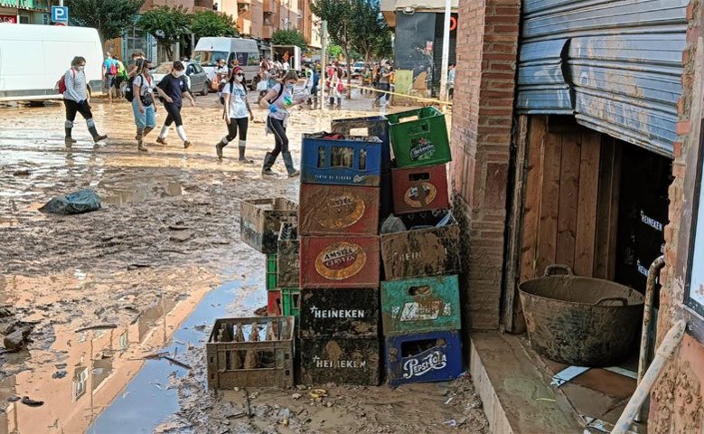 SUNTORY BEVERAGE & FOOD SPAIN SE UNE AL MOVIMIENTO FUERZABAR DE HEINEKEN ESPAÑA PARA APOYAR A LOS HOSTELEROS AFECTADOS POR LA DANA